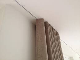 voorbeelden raambekleding plafond gordijnen