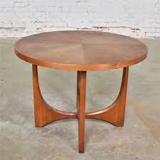 Get skinny side tables at target™ today. Mid Century Modern Broyhill Brasilia Round Lamp End Or Side Table Warehouse 414