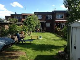 Gemeinsam mit ihren kollegen lässt sie den garten eines seniorenhauses. Haus Zum Verkauf 50765 Koln Esch Max Liebermann Str 41 Mapio Net