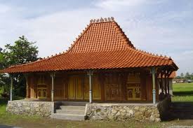 Bahan utama yang digunakan tetap kayu, namun desainnya tidak akan dibuat tertutup melainkan open roof. 24 Rumah Joglo Ideas Traditional House House Design House