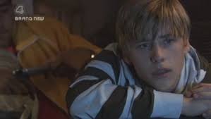 스킨스 시즌1 4화 크리스(chris)편 : 네이버 블로그