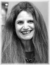 Laurie Broad's Instagram, Twitter & Facebook