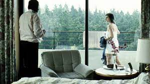 Nina, a doctor, has taken a few days off. Windows On Monday Regie Ulrich Kohler Filmgalerie 451