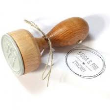 Ob zum geburtstag, zur hochzeit oder einen anderen anlass, personalisierte stempel sind immer ein ob geschäftlich oder privat, personalisierte geschenke aus der kategorie individuelle und. Stempel Hochzeit Grosse Ubersicht Mit Infos Preisen Shopping Tipps