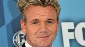 He gets help from head chef at the blue elephant restaurant. Gordon Ramsay Being Told He Can T Cook Thai Food Is Making Everyone Crack Up Someecards Food Drink