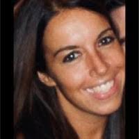 Melissa Ferrell's Instagram, Twitter & Facebook