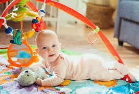 What Should A 4 Month Old Baby Be Doing
