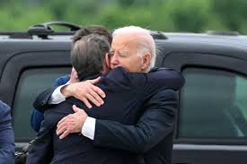 President Biden hugging his son, Hunter, after he was convicted. Joe  promised not to pardon him. : rpics