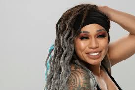 Lacey Lane's Instagram, Twitter & Facebook