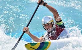 O mundial de canoagem de 2019 foi disputado de 25 a 29 de setembro em la seu d'urgell, na espanha, e distribuiu 18 vagas no caiaque e 11 na canoa para cada gênero. Cqjit0ve7dspm