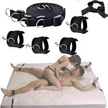 Amazon.de: Sex Bett Fesseln Bondage Set Spielzeug für Paare  Extrem-Bettfesseln mit Handschellen Bettset Bettfesseln Fußfesseln