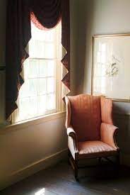 A simple curtain is casual, and it may look too familiar. How To Hang Fishtail Swag Curtains Swag Curtains Curtains Valance Curtains