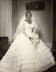 Everyday Life In The Past Bride Circa 1950s Wedding Gowns Vintage Wedding Dresses Vintage Wedding Dress Styles