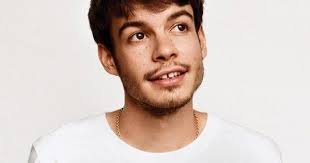 Rex Orange County Reminisces About Childhood, Love