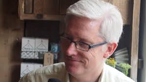 Marmadukes: retired police detective helping wife to actualized her dream. |