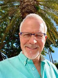 Frank Lorie's Instagram, Twitter & Facebook