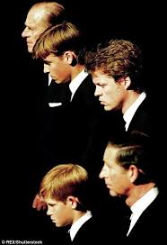 A Touching Tribute To Diana In William And Harry S Own Words Celebridades Princesa Diana Diana Spencer