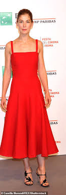 How long is 5 feet? How Your Waist Can Reveal Your Fertility Wealth And Availability Daily Mail Online