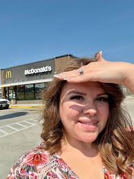 Just wrapped up a signing in Salem, Missouri. Yes, even at McDonald's! 🍔✍️  Wherever you are in Missouri, I've got you covered. From Salem to St.  Louis, Springfield to Kansas City, I