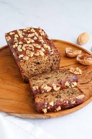 Easy Banana Walnut Bread Made With Yogurt And Very Simple Ingredients This Banana Bread Is Super Moist Banana Walnut Bread Banana Recipes Scrumptious Desserts