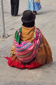 How To Be Cool And Chill Cholitas La Paz Bolivia 2021 Bolivian Women South American Women Bolivia