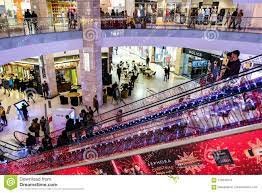 În afi palace cotroceni, stand a122. Innenraum Von Einkaufszentrum Afi Cotroceni Bukarest Wahrend Der Ferienzeit Gedrangtes Mall Redaktionelles Stockfoto Bild Von Mode Kunden 125045313