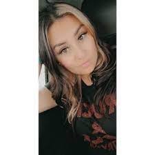 Kristi Mortensen's Instagram, Twitter & Facebook