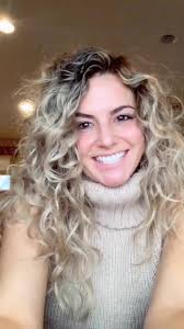 Achieve Soft Curls with Miss Jessie’s Pillow Soft