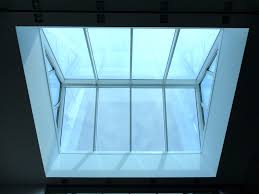 1lucerna, abertura que proporciona luz y ventilación. Lucernario A Due Falde Con Timpani Di Chiusura In Serramento A T T