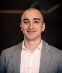 Ryan Fackler's Instagram, Twitter & Facebook