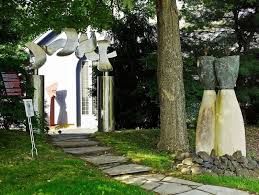 Christina currently works as the resident photographer and exhibitions coordinator for studio 80 + sculpture grounds, a 4 1/2 acre outdoor sculpture park and fabrication studio located in the. The Day Hands On At This Art Park You Can Touch The Sculptures News From Southeastern Connecticut