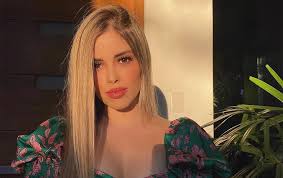 Myke towers es uno de los artistas que mantienen su vida privada con bajo perfil, por lo que pocos fans saben que tiene novia. Ella Es La Ex Novia De Christian Nodal A La Que Dejo Por Belinda Soy Grupero