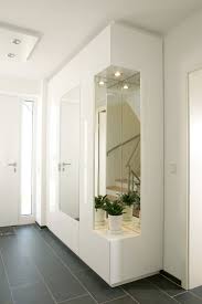 Garderobe Mit Schuhordnung Flur Diele Von Raumwerk Tischlerei Gmbh Diele Einrichtungsideen Einrichtungsst Ic Tasarim Daire Ic Tasarim Antre Dekorasyonu