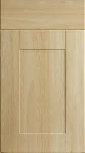 Shaker Canadian Maple Kitchen Doors Made To Measure From 3 29 Maple Kitchen Cabinets Kitchen Doors Maple Kitchen