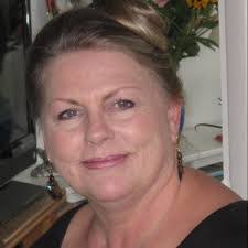 Beth Haines's Instagram, Twitter & Facebook