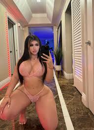 Liliana Garcia - Free pics, galleries & more at Babepedia
