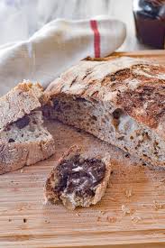 L'uva sultanina di provenienza artigian. Pane A Lievitazione Naturale Con Il Lievito Di Birra Secco Lievito In Polvere Mamma E Figlia In Cucina