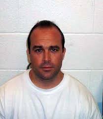 Warrant issued for violent offender