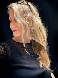 Button Factory Stage,