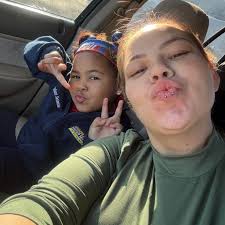 A/C technician for thermostat installation in Fort Lauderdale