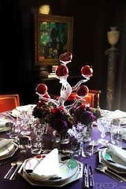 Six Steps To Setting A Vibrant Holiday Table Christmas Table Decorations Christmas Centerpieces Classic Holiday Decor