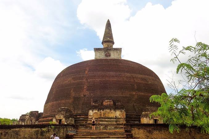 Rankoth Vehera 55 metres golden pinnacle largest dagoba Polonnaruwa Nissanka Malla early morning light Sri Lanka