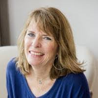 Lizette Pagan's Instagram, Twitter & Facebook