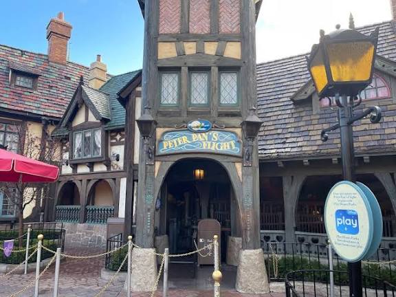 Disney vs. Disney: Peter Pan's Flight - The Unofficial Guides