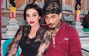 Nora alexandra menikah dengan jerinx sid pada tahun 2019 silam. Cantumkan Petisi Pembebasan Jerinx Akun Ig Nora Alexandra Kini Alami Gangguan