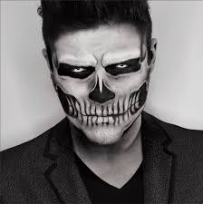 Impressively Terrifying Halloween Makeup Jobs You Can Do Face Painting Halloween Mens Halloween Makeup Guys Halloween Makeup