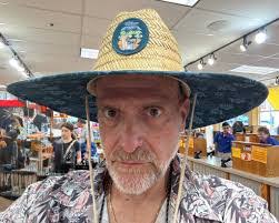 Rebekah Pomeroy's Instagram, Twitter & Facebook