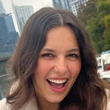 Julia Poe's Instagram, Twitter & Facebook