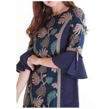 Baju ini juga cocok dikenakan untuk acara formal yang membutuhkan kenyamanan maupun kecantikan. Katalog Harga Dress Batik Terlengkap Juli 2021 Di Indonesia