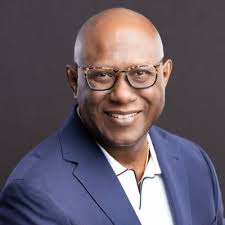 Kevin Weaver (@Kweave6)